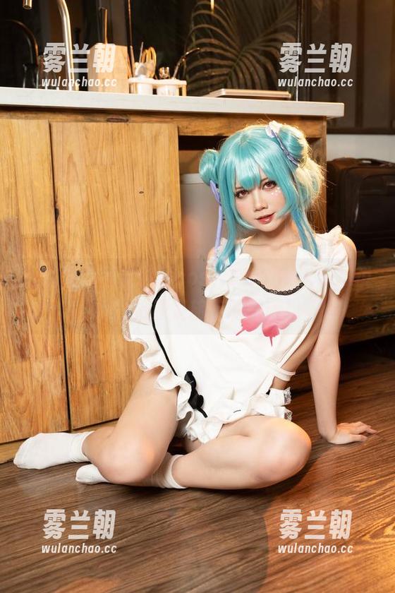 Poppa Chan 谁说旅拍不能兼顾cos?Poppa Chan说她的资源是旅行的灵魂!